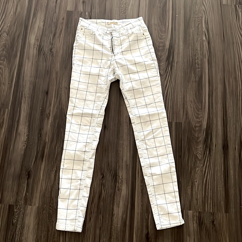 Pull & Bear Checkered White Pants, Size 24